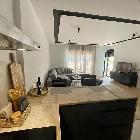 Soho Apartman トレビニエ エクステリア 写真