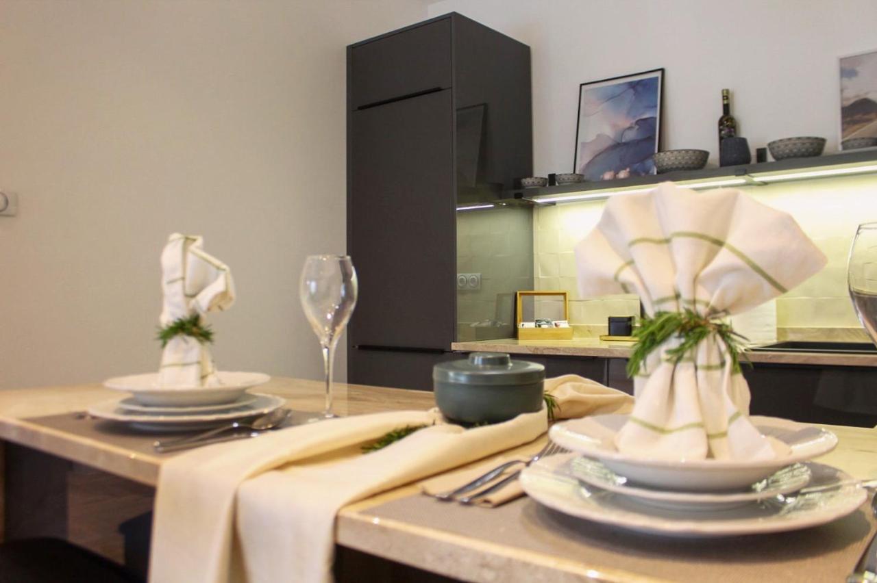 Soho Apartman トレビニエ エクステリア 写真