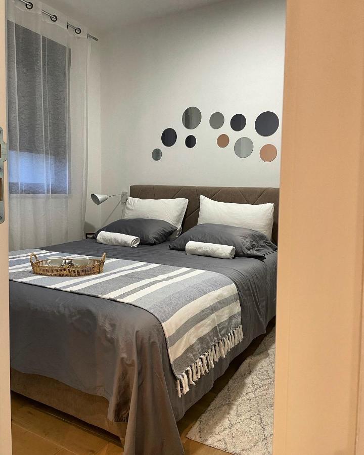 Soho Apartman トレビニエ エクステリア 写真